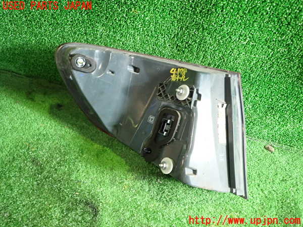 1UPJ-9241781530]BMW アクティブハイブリッド5(AH5)(FZ35 F10)右テールランプ 中古_2