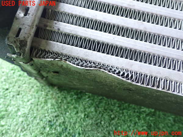 1UPJ-9241782451]BMW アクティブハイブリッド5(AH5)(FZ35 F10)インタークーラー1 中古_3