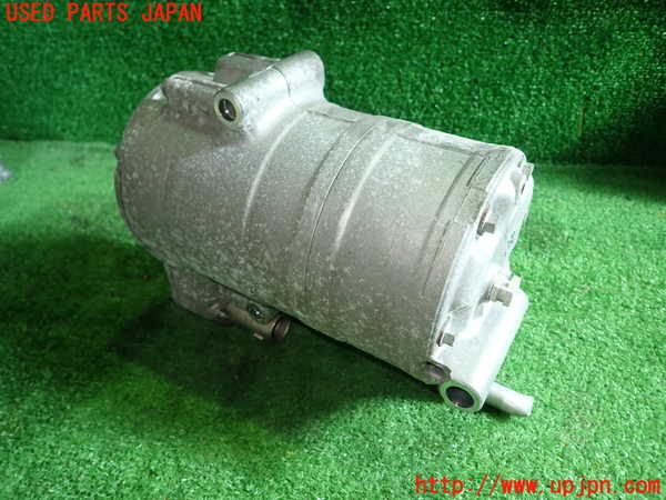 1UPJ-9241786025]BMW アクティブハイブリッド5(AH5)(FZ35 F10)エアコンコンプレッサー 中古_3