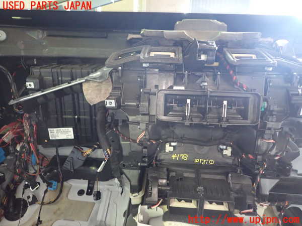 1UPJ-9241786081]BMW アクティブハイブリッド5(AH5)(FZ35 F10)エバポレーター1 中古_2