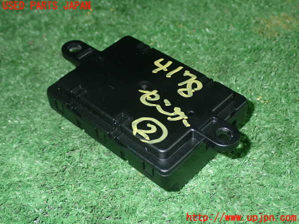 1UPJ-9241786382]BMW アクティブハイブリッド5(AH5)(FZ35 F10)センサー2 中古_3