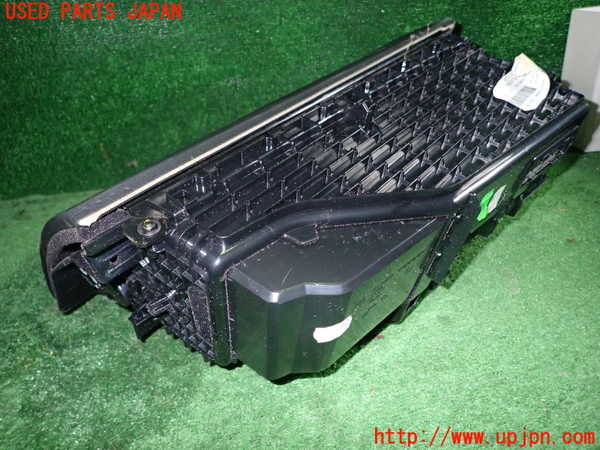 1UPJ-9241787516]BMW アクティブハイブリッド5(AH5)(FZ35 F10)グローブボックス1 中古_3