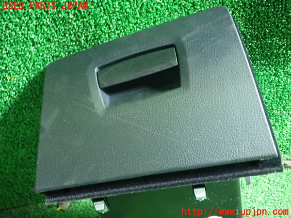 1UPJ-9241787841]BMW アクティブハイブリッド5(AH5)(FZ35 F10)小物入れ1 中古_2