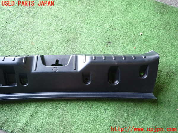1UPJ-9241787772]BMW アクティブハイブリッド5(AH5)(FZ35 F10)ラゲッジトレイ2 中古_2