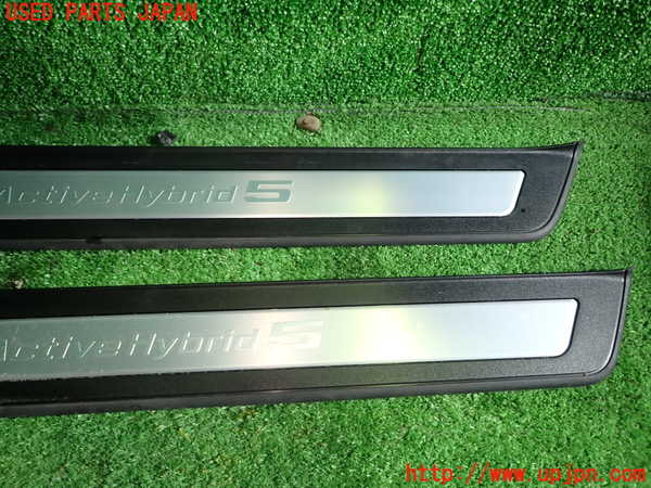 1UPJ-9241787740]BMW アクティブハイブリッド5(AH5)(FZ35 F10)スカッフプレート 中古_2
