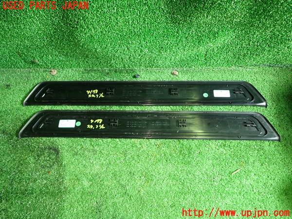 1UPJ-9241787740]BMW アクティブハイブリッド5(AH5)(FZ35 F10)スカッフプレート 中古_4
