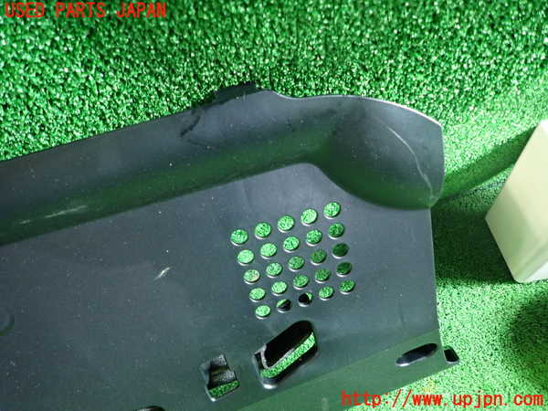 1UPJ-9241787692]BMW アクティブハイブリッド5(AH5)(FZ35 F10)内装トリム類2 中古_2