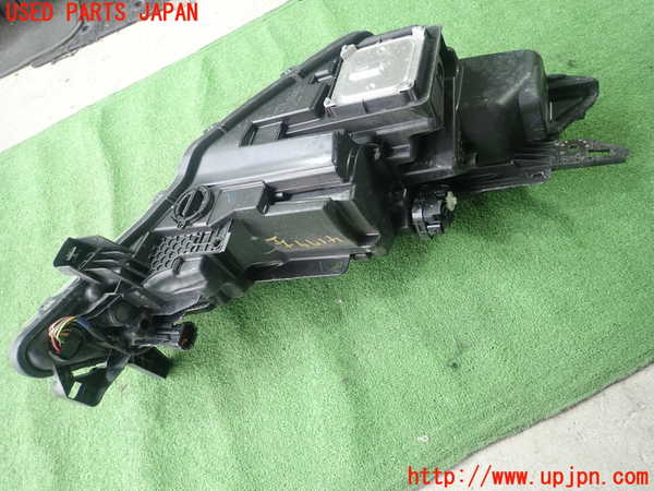 1UPJ-9241791132]キックス(P15)左ヘッドライト LED 中古_3