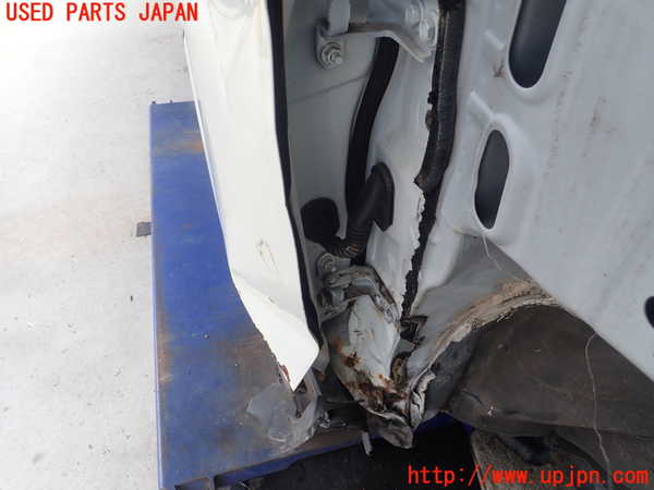1UPJ-9241791230]キックス(P15)右前ドア AGC M2H4K 【ジャンク】_2