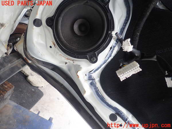 1UPJ-9241791230]キックス(P15)右前ドア AGC M2H4K 【ジャンク】_5