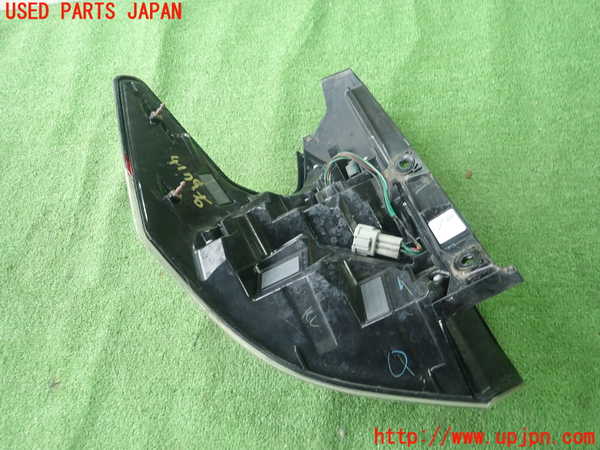 1UPJ-9241791530]キックス(P15)右テールランプ 中古_2