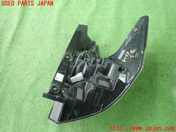 1UPJ-9241791536]キックス(P15)左テールランプ 中古_2