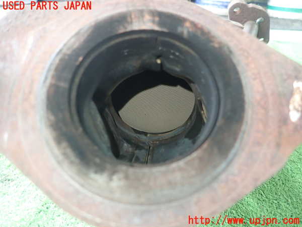 1UPJ-9241792661]キックス(P15)触媒1 中古_3