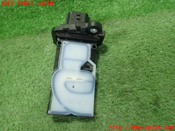 1UPJ-9241796320]キックス(P15)エアフロメーター 中古_2