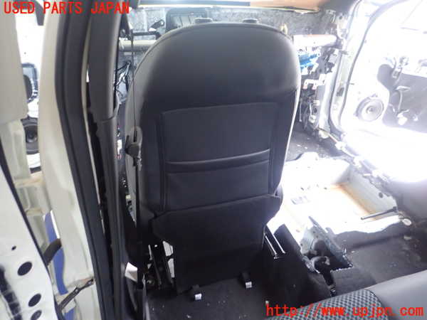 1UPJ-9241797065]キックス(P15)助手席シート 中古_2