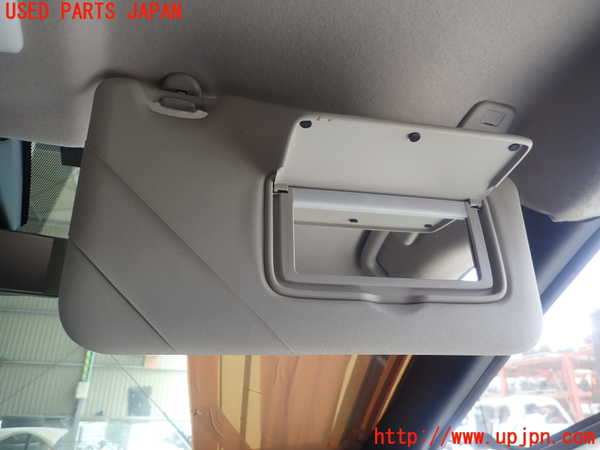 1UPJ-9241797625]キックス(P15)室内サンバイザー右側 中古_3