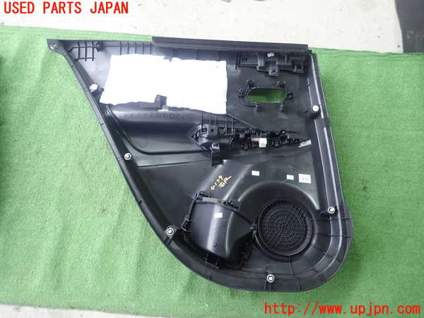 1UPJ-9241791294]キックス(P15)右後ドア内張り 中古_3
