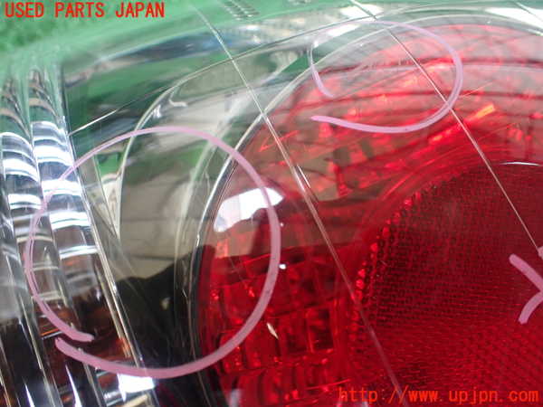1UPJ-9241801536]アルテッツァ(SXE10)左テールランプ 中古_4