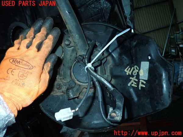 1UPJ-9241804295]アルテッツァ(SXE10)左フロントナックルハブ 中古_2