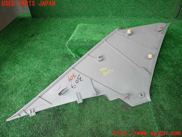 1UPJ-9241807675]アルテッツァ(SXE10)右リアピラートリム 中古_2