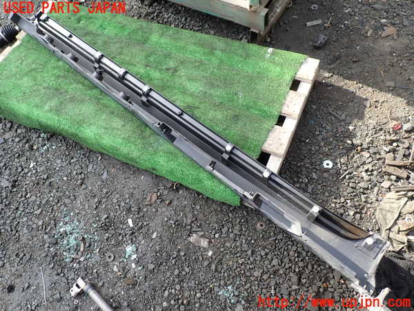 1UPJ-9241811390]カムリハイブリッド(AXVH70)右サイドステップ 中古_3