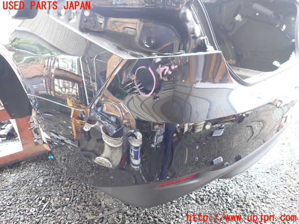 1UPJ-9241811610]カムリハイブリッド(AXVH70)リアバンパー 中古_4