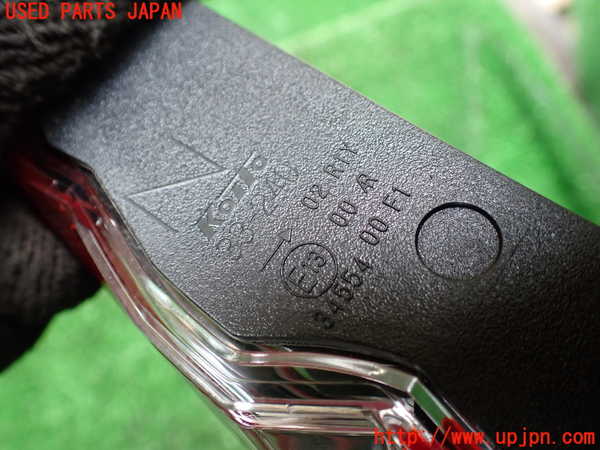 1UPJ-9241811550]カムリハイブリッド(AXVH70)右リアフィニッシャー 中古_4