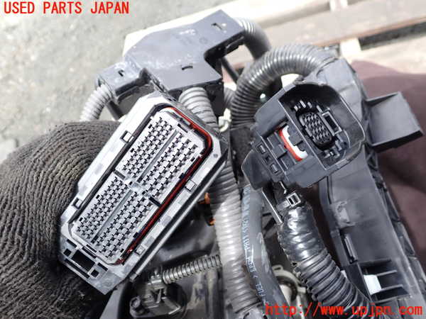 1UPJ-9241812010]カムリハイブリッド(AXVH70)エンジン A25A-FXS 中古_3