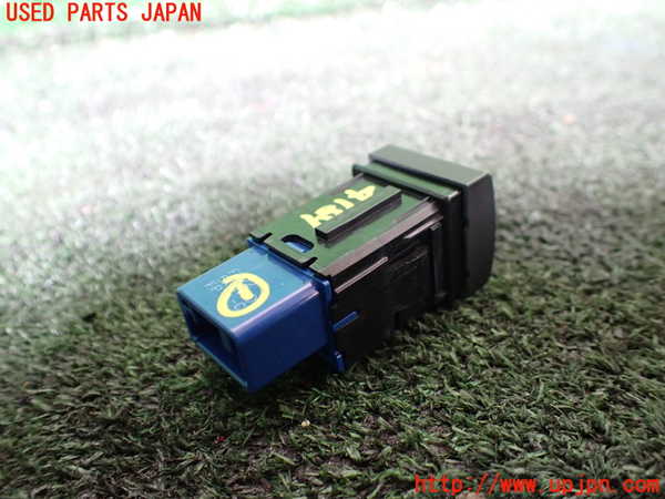 1UPJ-9241816306]カムリハイブリッド(AXVH70)スイッチ1 (オートハイビーム) 中古_2
