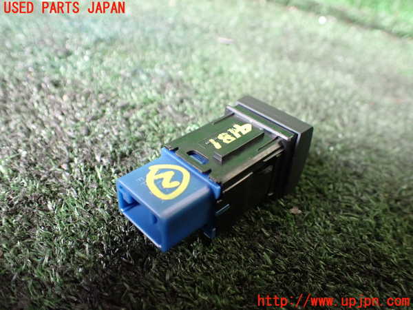 1UPJ-9241816307]カムリハイブリッド(AXVH70)スイッチ2 (TRC OFF) 中古_2