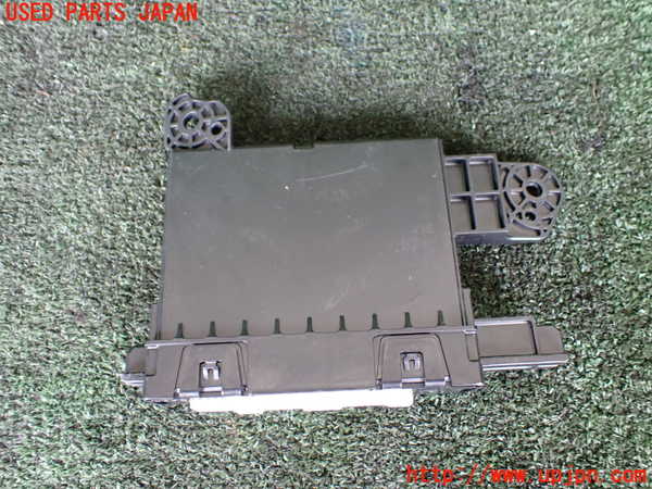 1UPJ-9241816152]カムリハイブリッド(AXVH70)コンピューター7 (88650-33F20) 中古_3