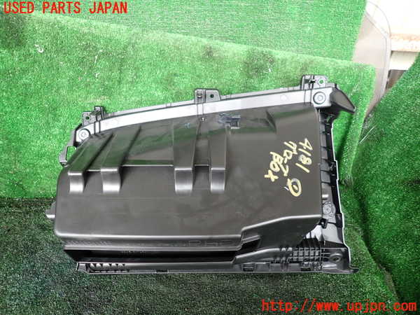1UPJ-9241817516]カムリハイブリッド(AXVH70)グローブボックス1 中古_4