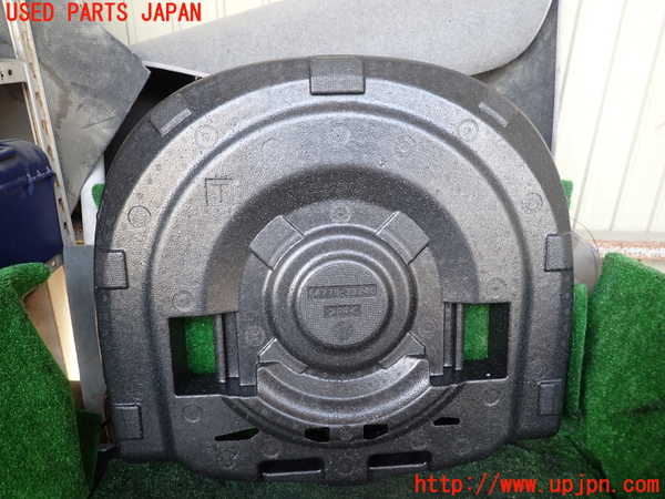 1UPJ-9241817772]カムリハイブリッド(AXVH70)ラゲッジトレイ2 中古_2