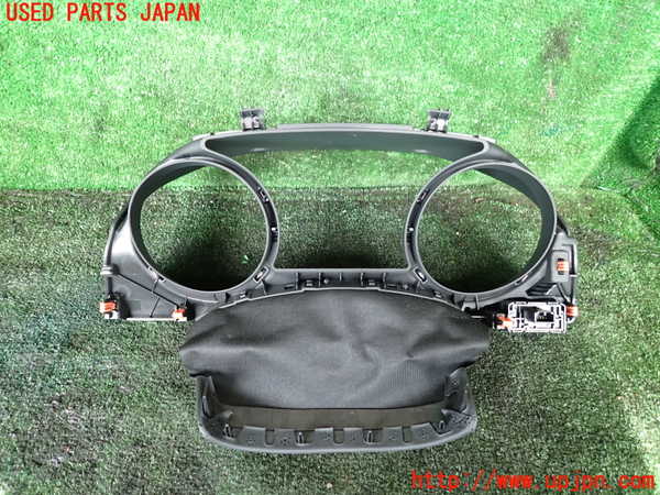 1UPJ-9241817510]カムリハイブリッド(AXVH70)メーターフード 中古_4