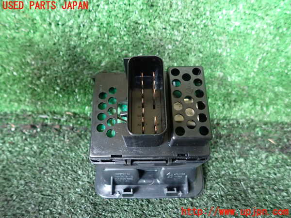 1UPJ-9241826260]ジープ・ラングラー アンリミテッド(JK36L)インパネパワーウィンドウスイッチ 中古_2