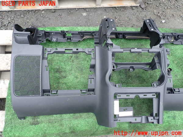 1UPJ-9241827505]ジープ・ラングラー アンリミテッド(JK36L)ダッシュボード 中古_3