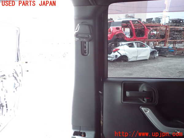 1UPJ-9241827665]ジープ・ラングラー アンリミテッド(JK36L)右センターピラートリム 中古_2
