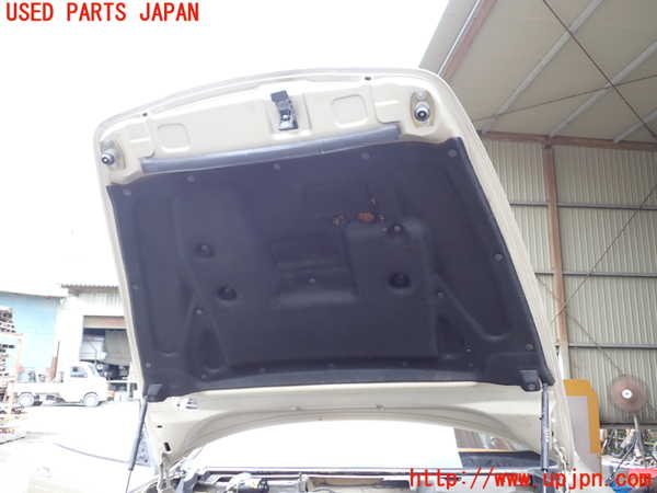 1UPJ-9241831060]マセラティ・グランスポーツ(MGS)ボンネットフード 中古_3