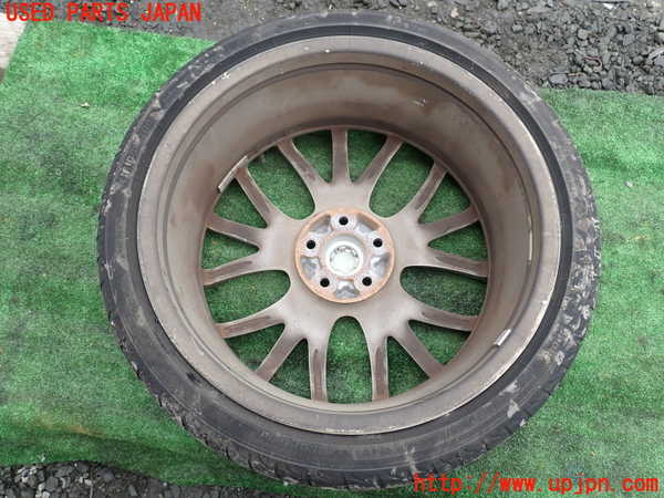 1UPJ-9241839046]マセラティ・グランスポーツ(MGS)タイヤ　ホイール　1本① 235/35ZR19 中古_4