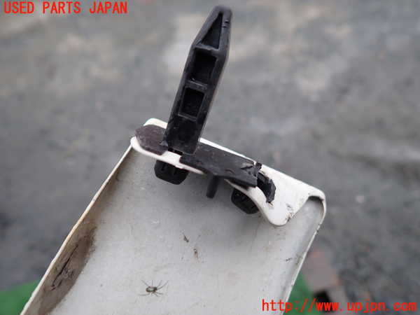 1UPJ-9241841035]ランクル70系(GRJ76K)フロントパネル 中古_4