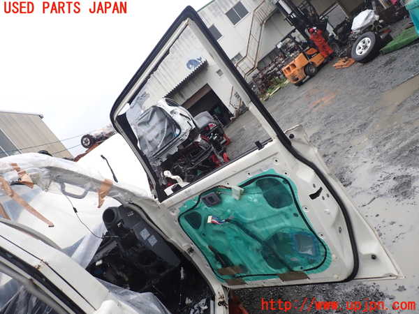 1UPJ-9241841230]ランクル70系(GRJ76K)右前ドア 【ジャンク】_5