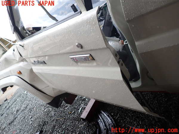 1UPJ-9241841260]ランクル70系(GRJ76K)左前ドア 【ジャンク】_3