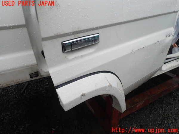 1UPJ-9241841290]ランクル70系(GRJ76K)右後ドア 【ジャンク】_4