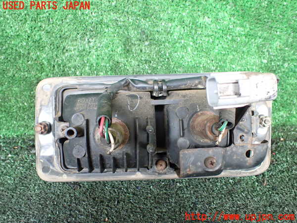 1UPJ-9241841536]ランクル70系(GRJ76K)左テールランプ 中古_3