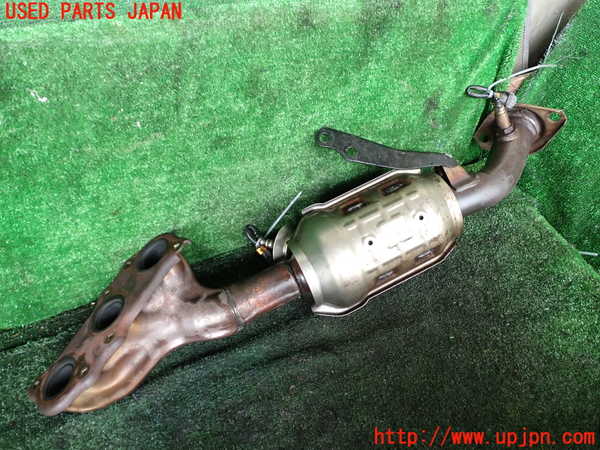 1UPJ-9241842041]ランクル70系(GRJ76K)エキマニ1 中古_2