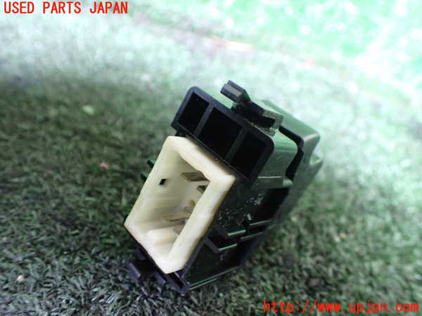 1UPJ-9241846245]ランクル70系(GRJ76K)左前パワーウィンドウスイッチ 中古_2