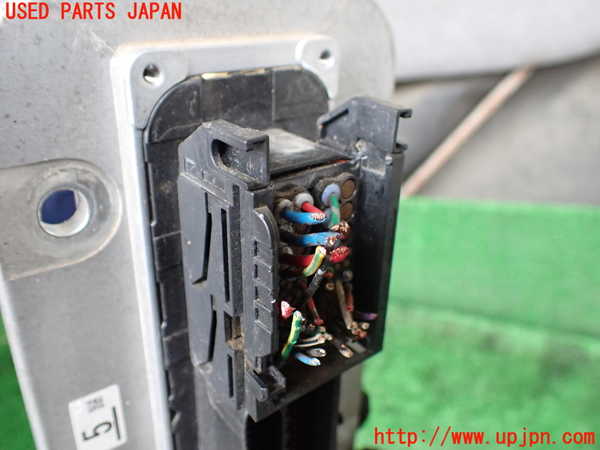 1UPJ-9241846110]ランクル70系(GRJ76K)エンジンコンピューター 中古_3