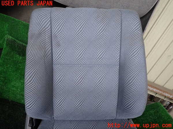 1UPJ-9241847065]ランクル70系(GRJ76K)助手席シート 中古_2