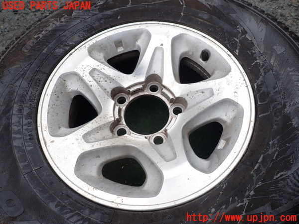 1UPJ-9241849032]ランクル70系(GRJ76K)タイヤ　ホイール　1本② 265/70R16 中古_3