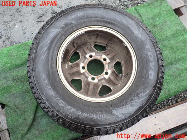 1UPJ-9241849033]ランクル70系(GRJ76K)タイヤ　ホイール　1本③ 265/70R16 中古_4